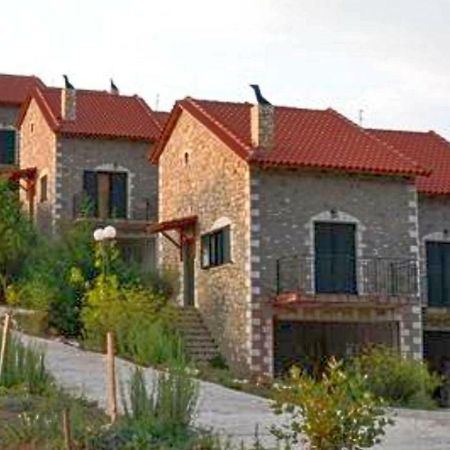 All Seasons Πέτρινες Παραδοσιακές Κατοικίες Kalavryta Exteriér fotografie